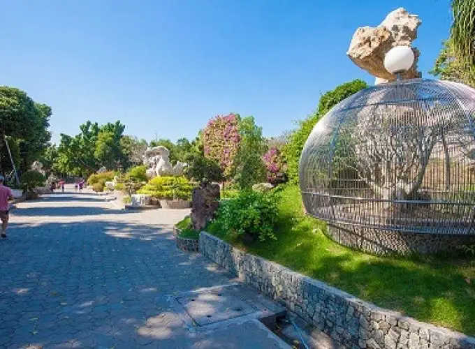 The Million Years Stone Park & Pattaya Crocodile Farm