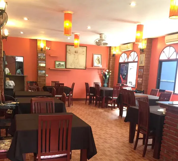 Highway Curry Indian & Thai Cuisine