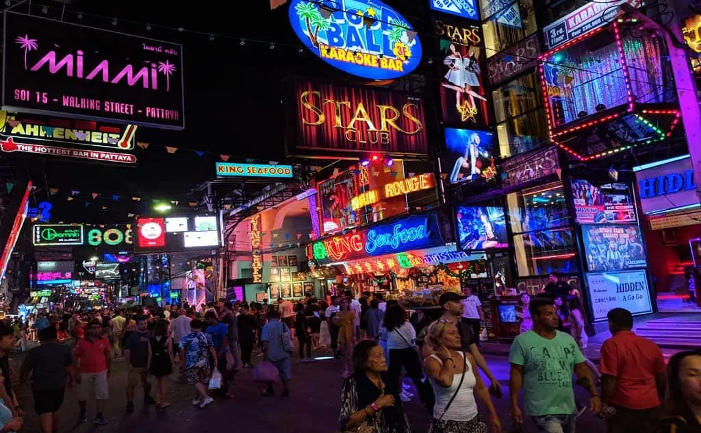 Gulliver’s Walking Street