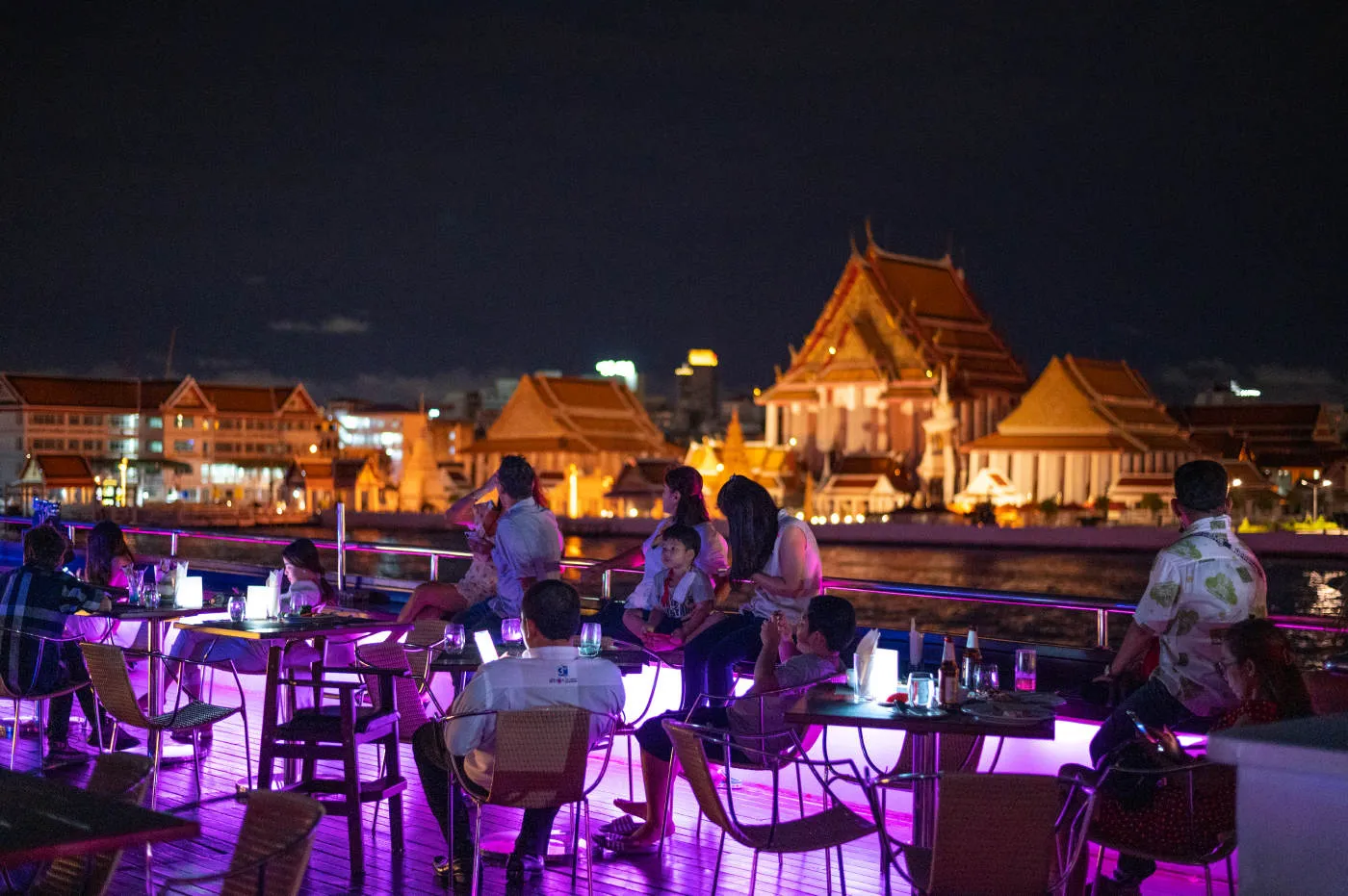 Pearl Dinner Cruise In Bangkok