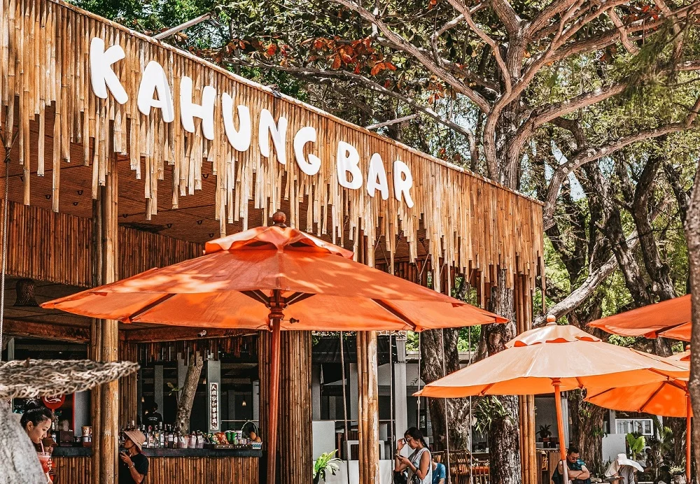 Phuket Coral Island Kahung Beach Tour