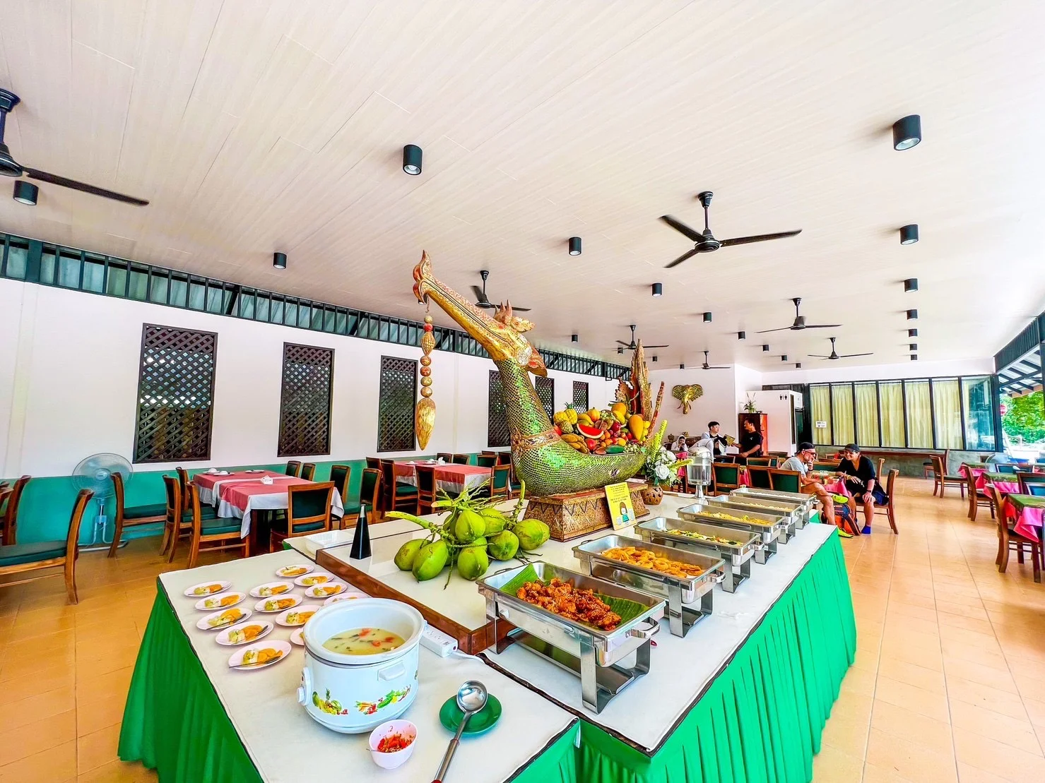 Raya Noi, Raya Yai, and Maiton Boat Tour