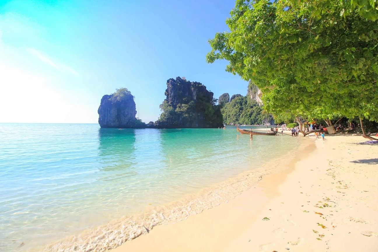 Speed Boat Tour To Hong Island